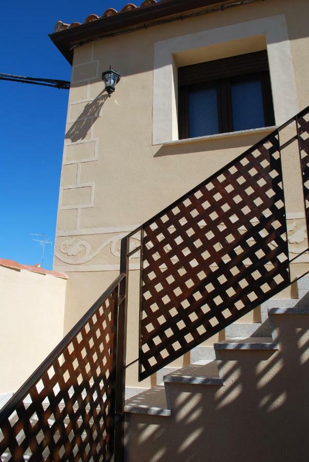 Apartamentos Rurales El Trillo Malpartida De Plasencia Luaran gambar