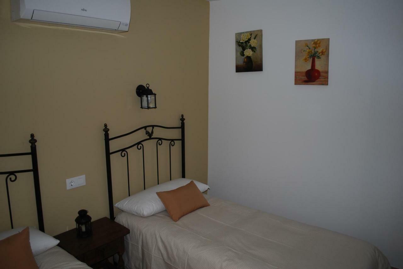 Apartamentos Rurales El Trillo Malpartida De Plasencia Luaran gambar