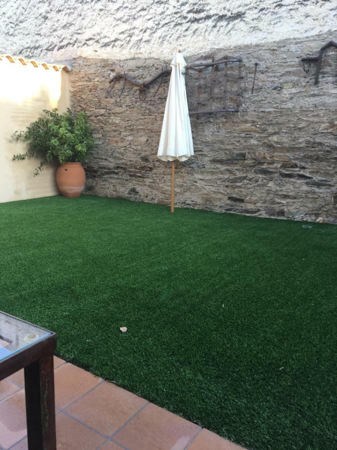 Apartamentos Rurales El Trillo Malpartida De Plasencia Luaran gambar